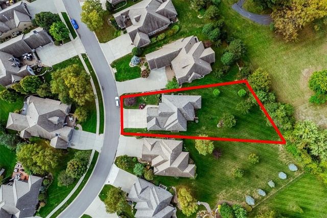 15204 Fontana Street, Leawood, KS 66224