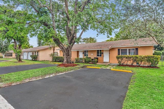 3691 NW 78th Lane, Coral Springs, FL 33065