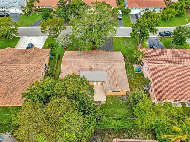 3691 NW 78th Lane, Coral Springs, FL 33065