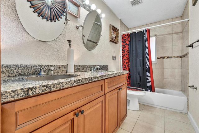 3691 NW 78th Lane, Coral Springs, FL 33065