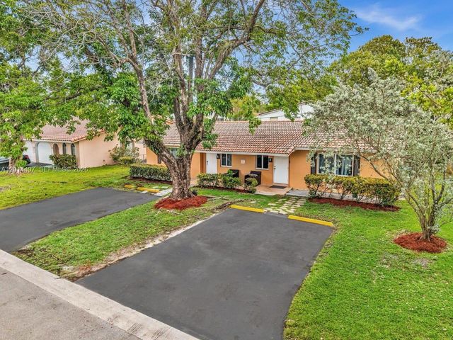 3691 NW 78th Lane, Coral Springs, FL 33065