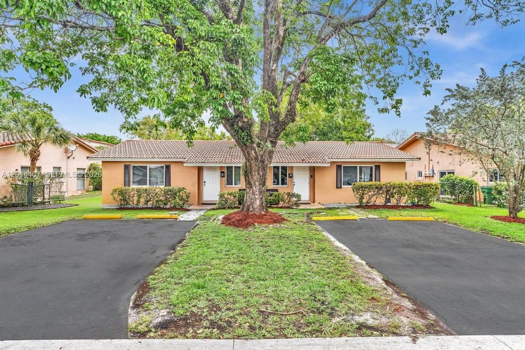 3691 NW 78th Lane, Coral Springs, FL 33065