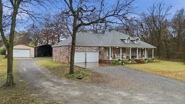 1101 N Navajo, Chouteau, OK 74337