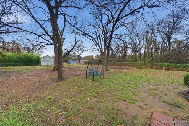 1101 N Navajo, Chouteau, OK 74337