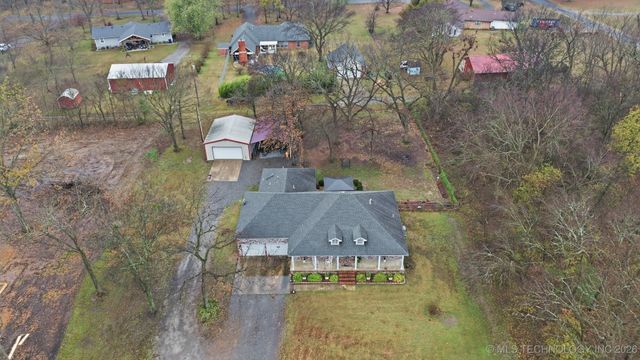 1101 N Navajo, Chouteau, OK 74337