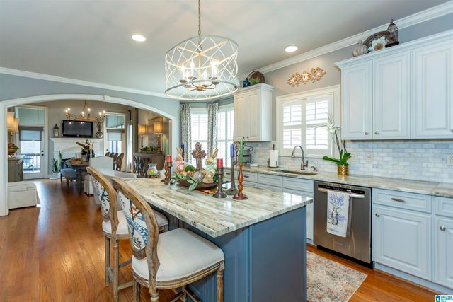 1005 WESLEY TRACE, Birmingham, AL 35242