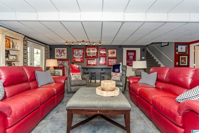 1005 WESLEY TRACE, Birmingham, AL 35242