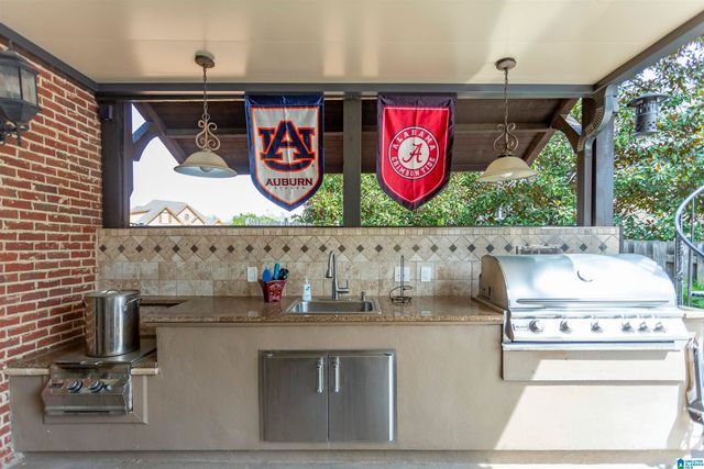 1005 WESLEY TRACE, Birmingham, AL 35242