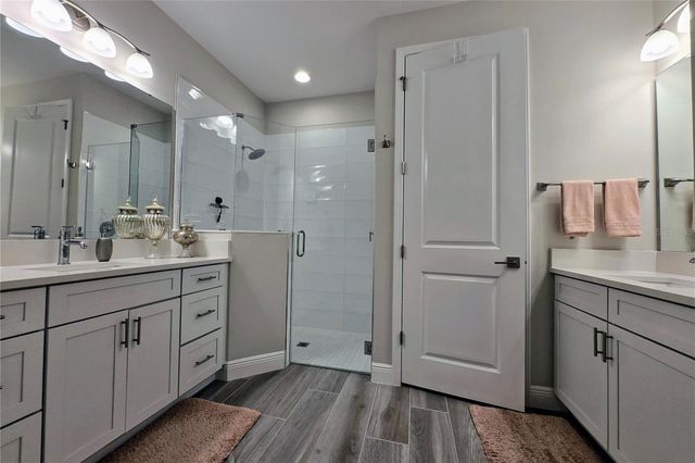 235 OKEEFFE CIRCLE, Bradenton, FL 34212