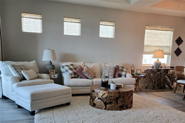 235 OKEEFFE CIRCLE, Bradenton, FL 34212