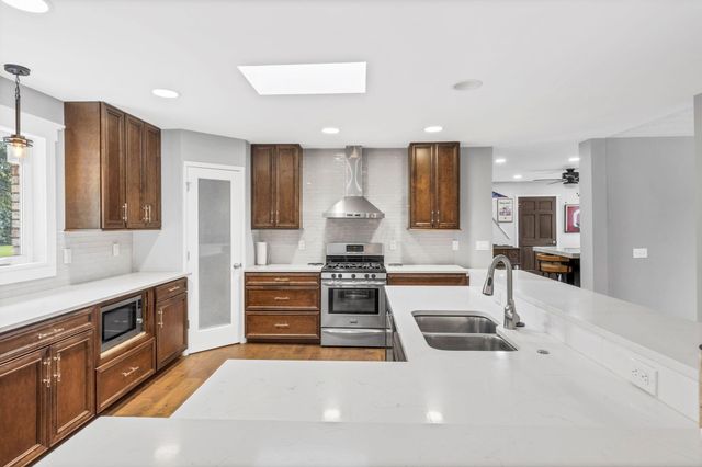 5531 SR 752, Ashville, OH 43103