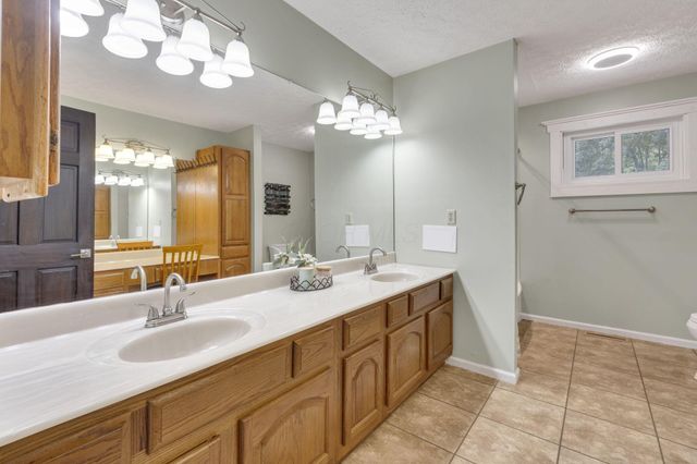 5531 SR 752, Ashville, OH 43103