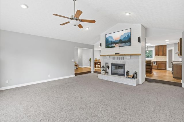 5531 SR 752, Ashville, OH 43103