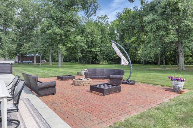 5531 SR 752, Ashville, OH 43103