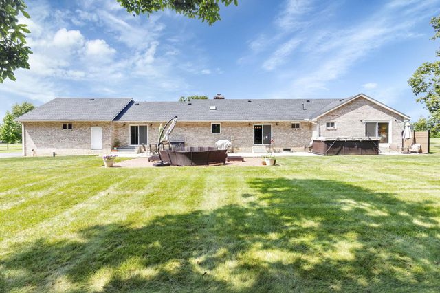 5531 SR 752, Ashville, OH 43103