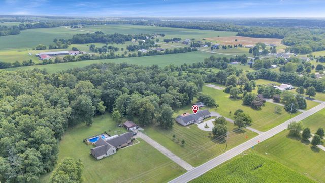 5531 SR 752, Ashville, OH 43103