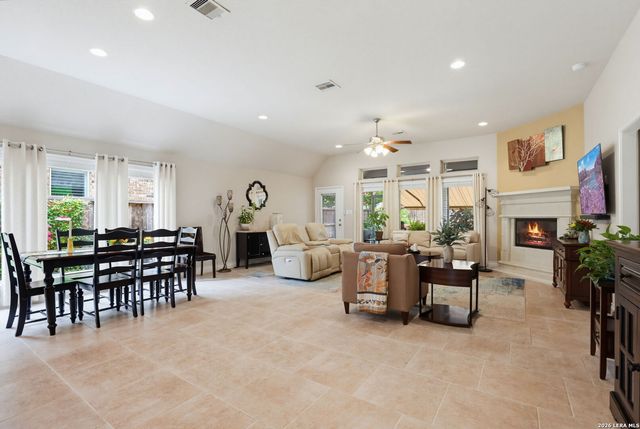 2626 Melbourne, New Braunfels, TX 78132