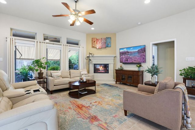 2626 Melbourne, New Braunfels, TX 78132