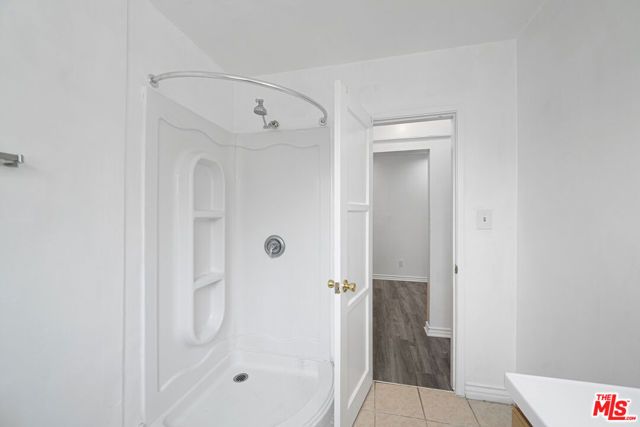 1238 S Beverly Glen Boulevard 17, Los Angeles, CA 90024