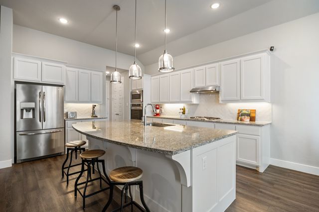 1733 Puglia Court, Mclendon Chisholm, TX 75032