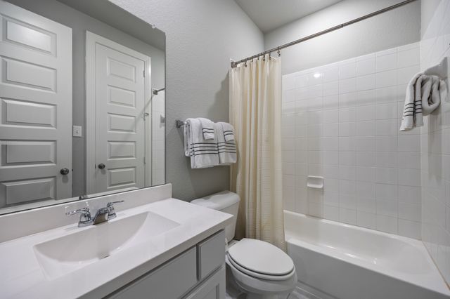 1733 Puglia Court, Mclendon Chisholm, TX 75032