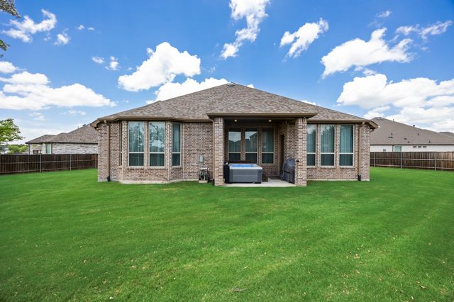 1733 Puglia Court, Mclendon Chisholm, TX 75032
