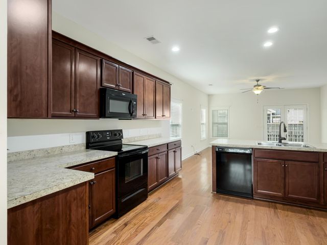 8145 Halbert Drive, North Charleston, SC 29406