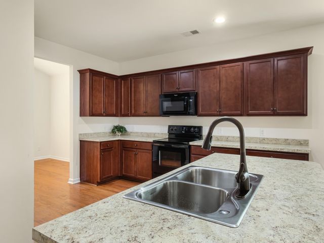 8145 Halbert Drive, North Charleston, SC 29406