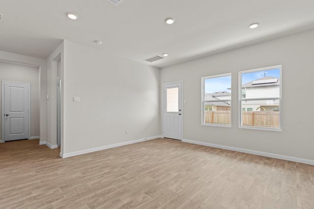 212 Raymondville PATH, San Marcos, TX 78666
