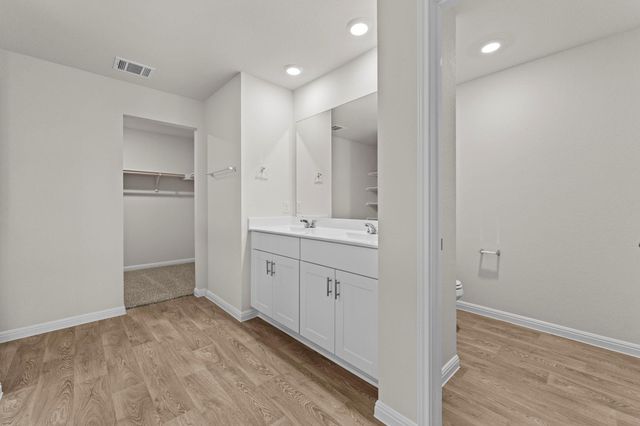 212 Raymondville PATH, San Marcos, TX 78666