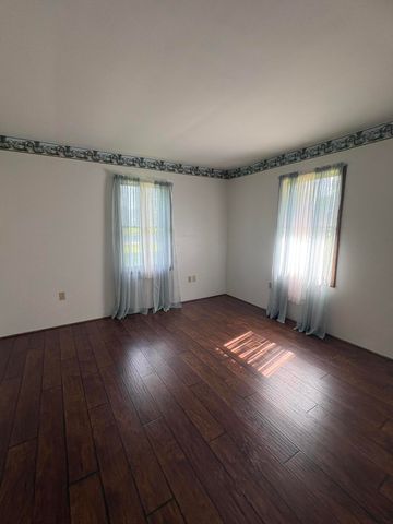 1814 Perry Lane, Burlington, KY 41005