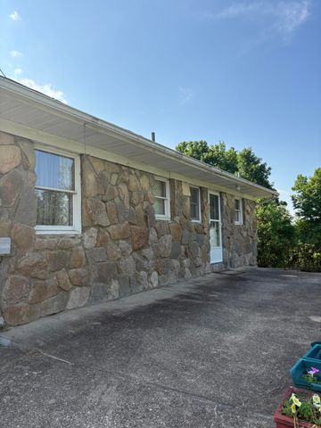 1814 Perry Lane, Burlington, KY 41005