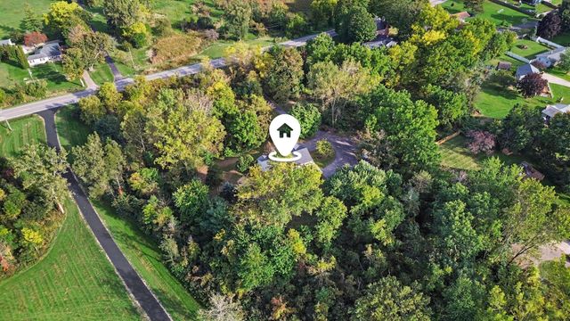 4533 Fruit Ridge Avenue NW, Grand Rapids, MI 49544
