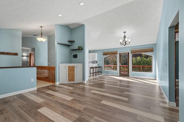4533 Fruit Ridge Avenue NW, Grand Rapids, MI 49544