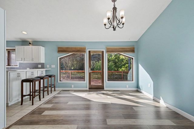 4533 Fruit Ridge Avenue NW, Grand Rapids, MI 49544