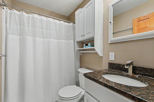 4533 Fruit Ridge Avenue NW, Grand Rapids, MI 49544