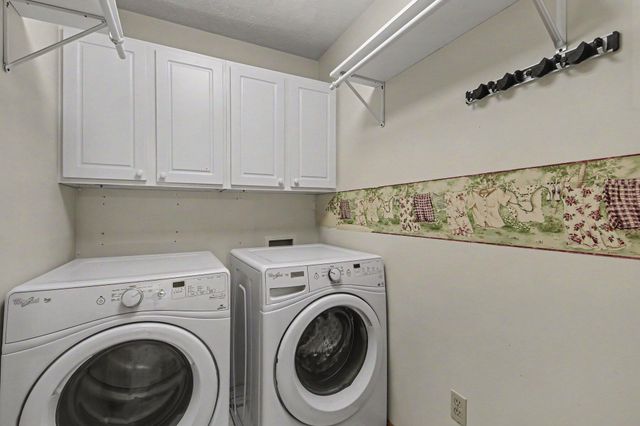 4533 Fruit Ridge Avenue NW, Grand Rapids, MI 49544