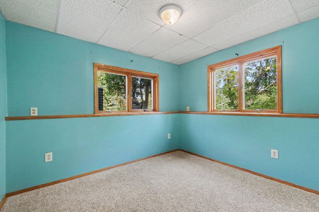 4533 Fruit Ridge Avenue NW, Grand Rapids, MI 49544