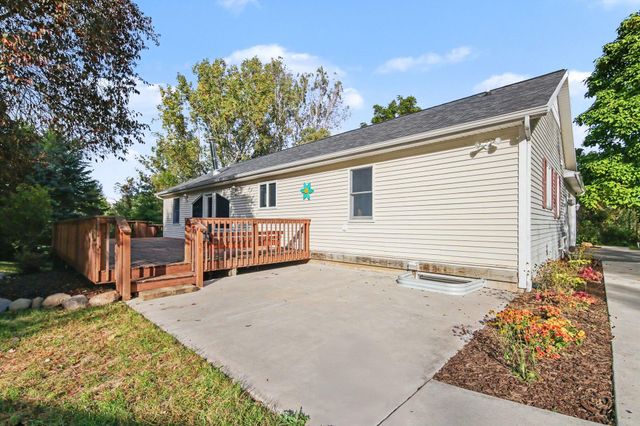 4533 Fruit Ridge Avenue NW, Grand Rapids, MI 49544