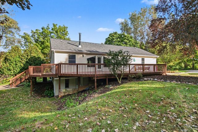 4533 Fruit Ridge Avenue NW, Grand Rapids, MI 49544