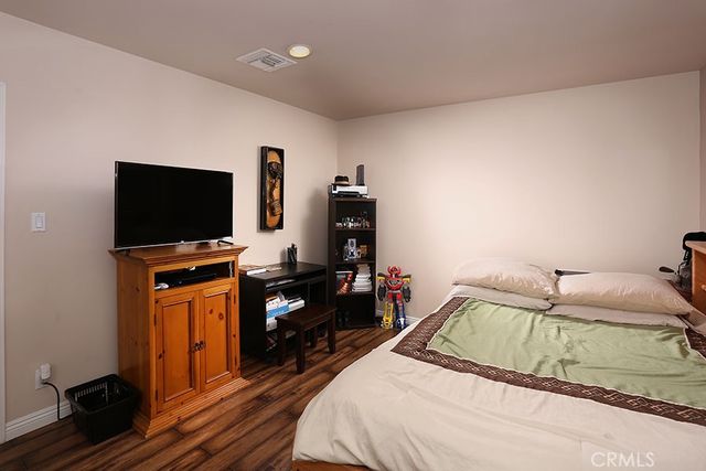 3720 Broadlawn Drive, Los Angeles, CA 90068