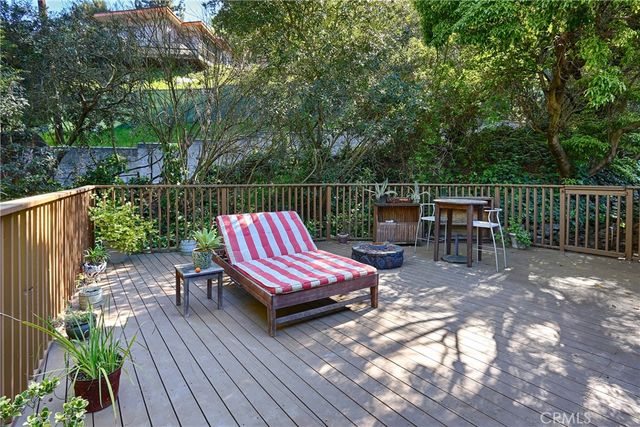 3720 Broadlawn Drive, Los Angeles, CA 90068