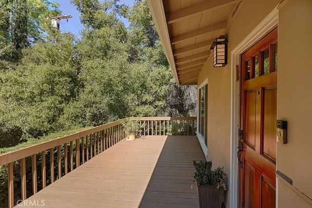 3720 Broadlawn Drive, Los Angeles, CA 90068