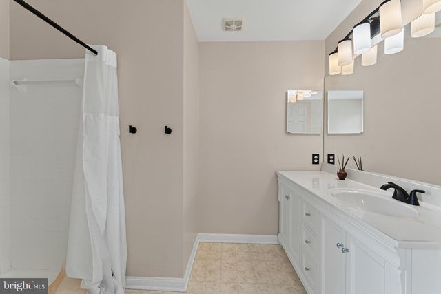 95 BASALT DR, Fredericksburg, VA 22406