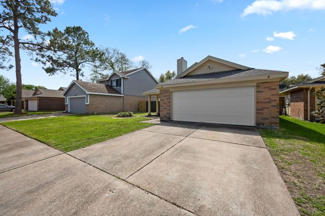 15419 Scenic Haven Drive, Houston, TX 77083