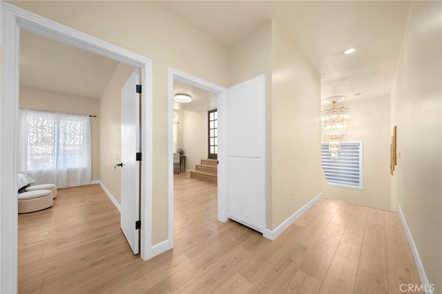 1081 Loma Avenue, Long Beach, CA 90804