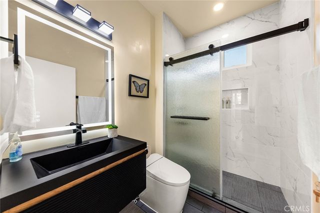 1081 Loma Avenue, Long Beach, CA 90804
