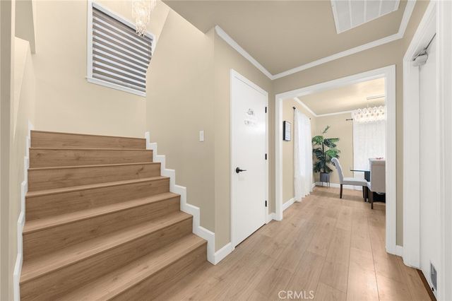 1081 Loma Avenue, Long Beach, CA 90804