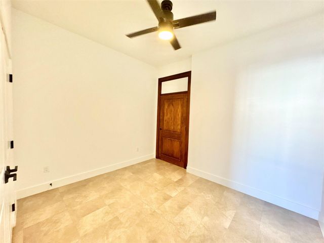 2102 Mechanic Street 205, Galveston, TX 77550