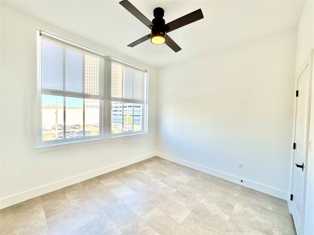 2102 Mechanic Street 205, Galveston, TX 77550